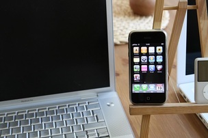 Новый IPhone появится в сентябре Новый IPhone появится в сентябре